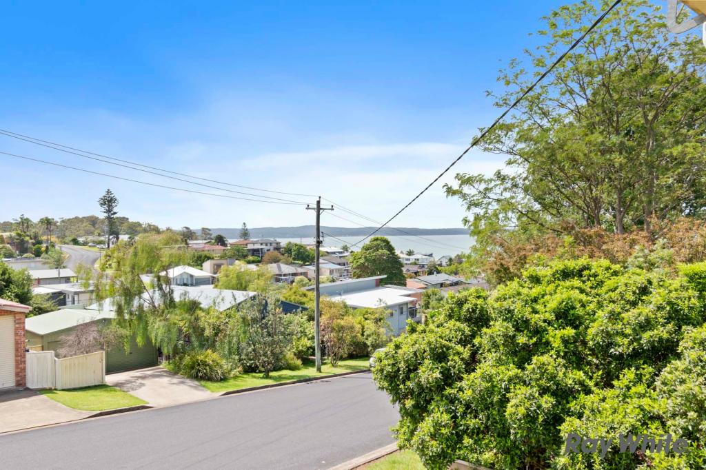 4 Anne St, Batehaven, NSW 2536