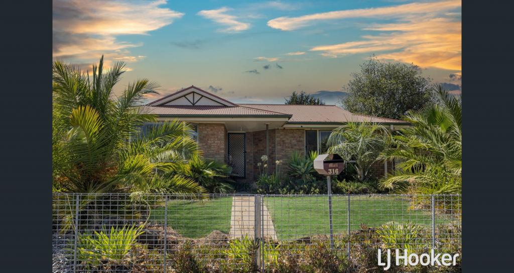 316 Centenary Ave, Harkness, VIC 3337