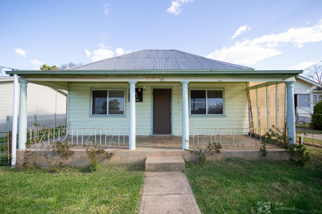 135 Mortimer St, Mudgee, NSW 2850