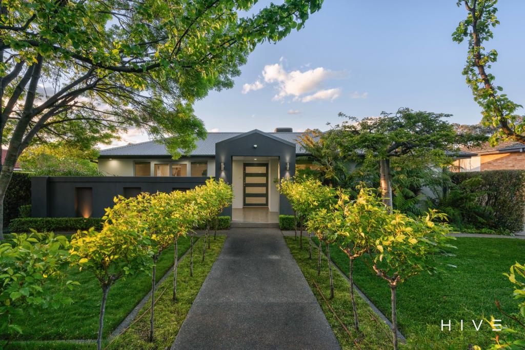 8 Tryon St, Hackett, ACT 2602