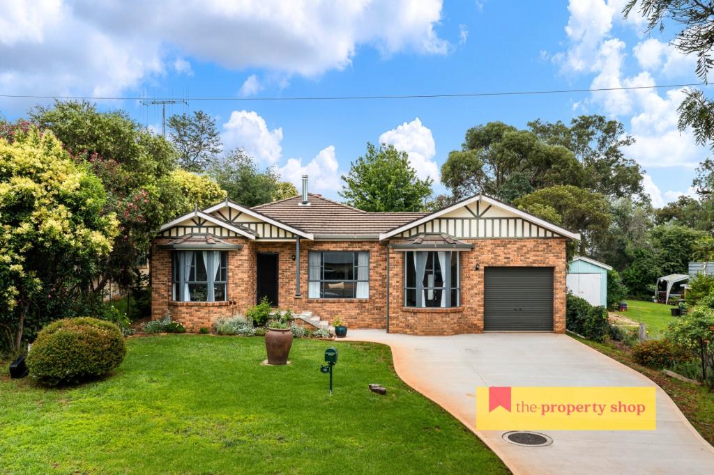 10 CAINBIL ST, GULGONG, NSW 2852