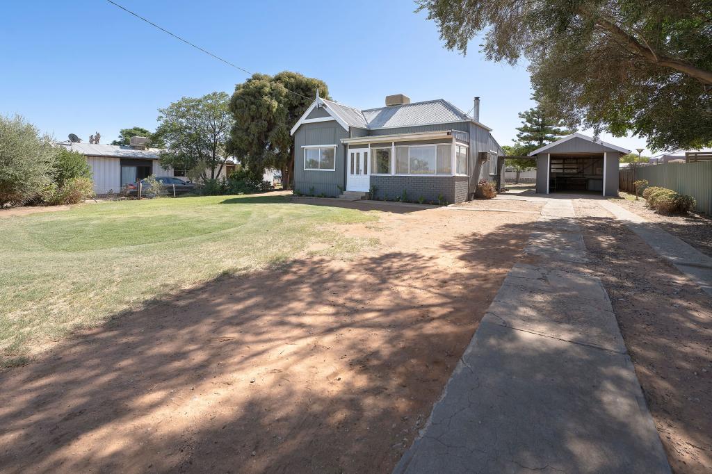 38 Murray St, Lake Boga, VIC 3584