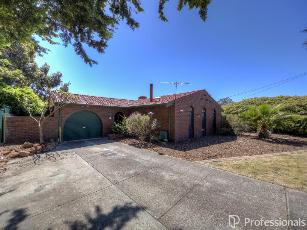 27 Pyrus Way, Forrestfield, WA 6058