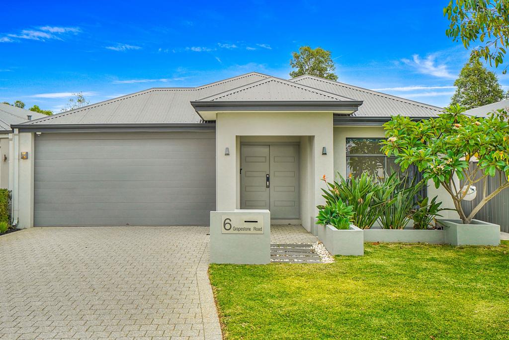6 Grapestone Rd, Piara Waters, WA 6112