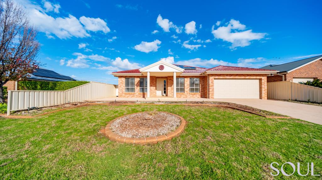 4 Russell St, Griffith, NSW 2680