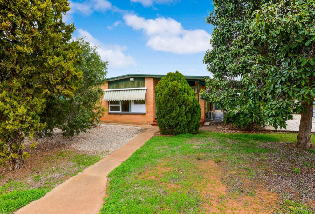 30 ROSEWARNE CRES, DAVOREN PARK, SA 5113