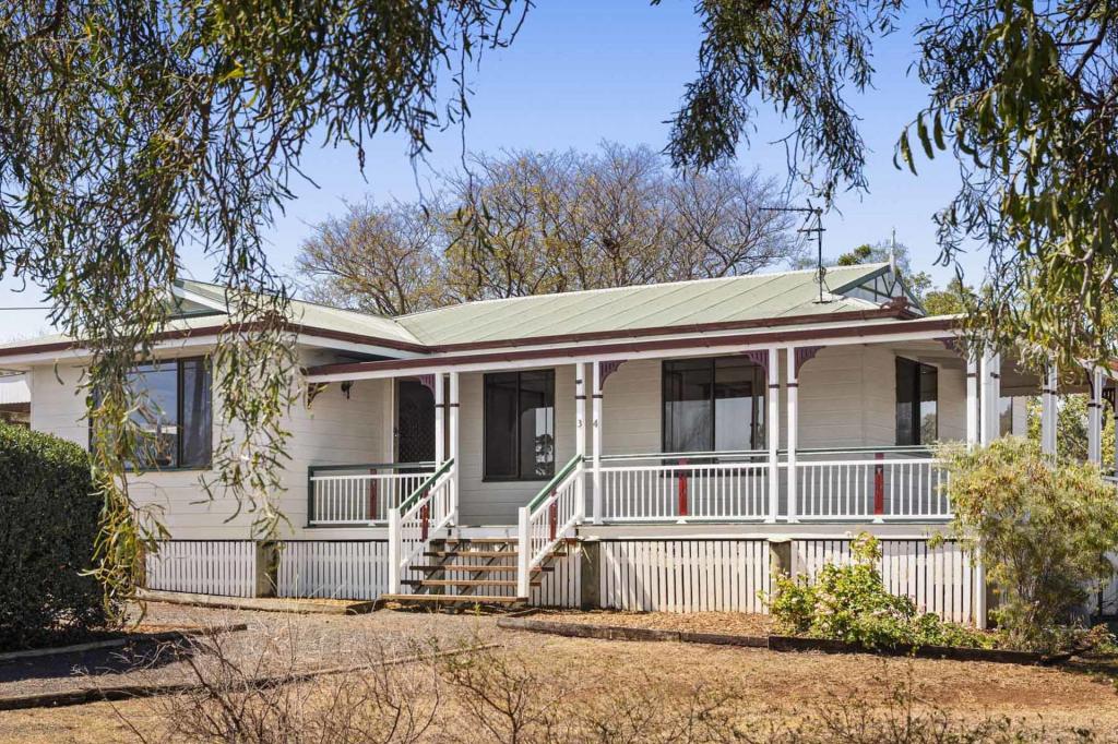 34 King St, Kingsthorpe, QLD 4400
