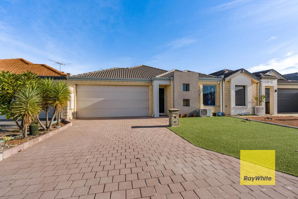 12 Churchill Grn, Canning Vale, WA 6155