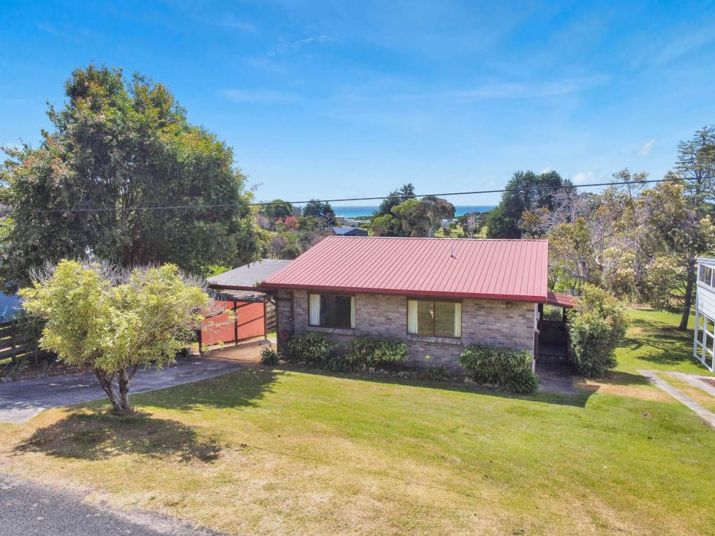 27 Beach Cres, Greens Beach, TAS 7270