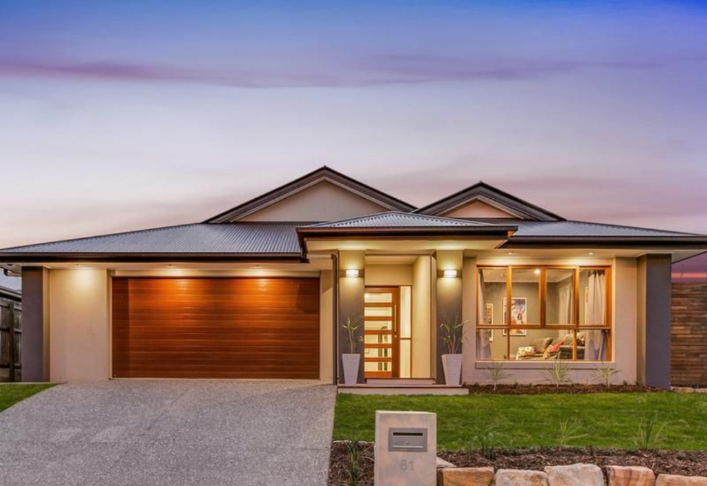 61 Benezet Dr, Augustine Heights, QLD 4300