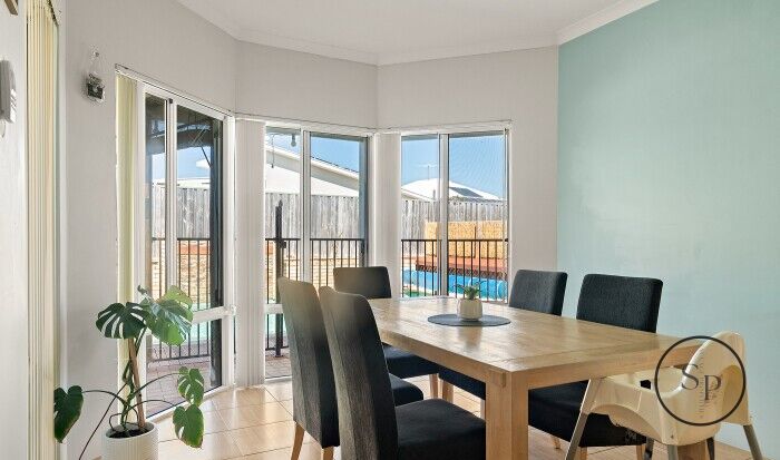 22 Boardwalk Bvd, Halls Head, WA 6210