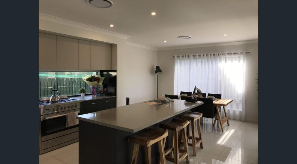 1A ELMHURST ST, CAPALABA, QLD 4157