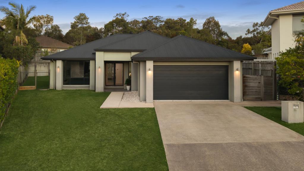 25 Hillview Cres, Little Mountain, QLD 4551