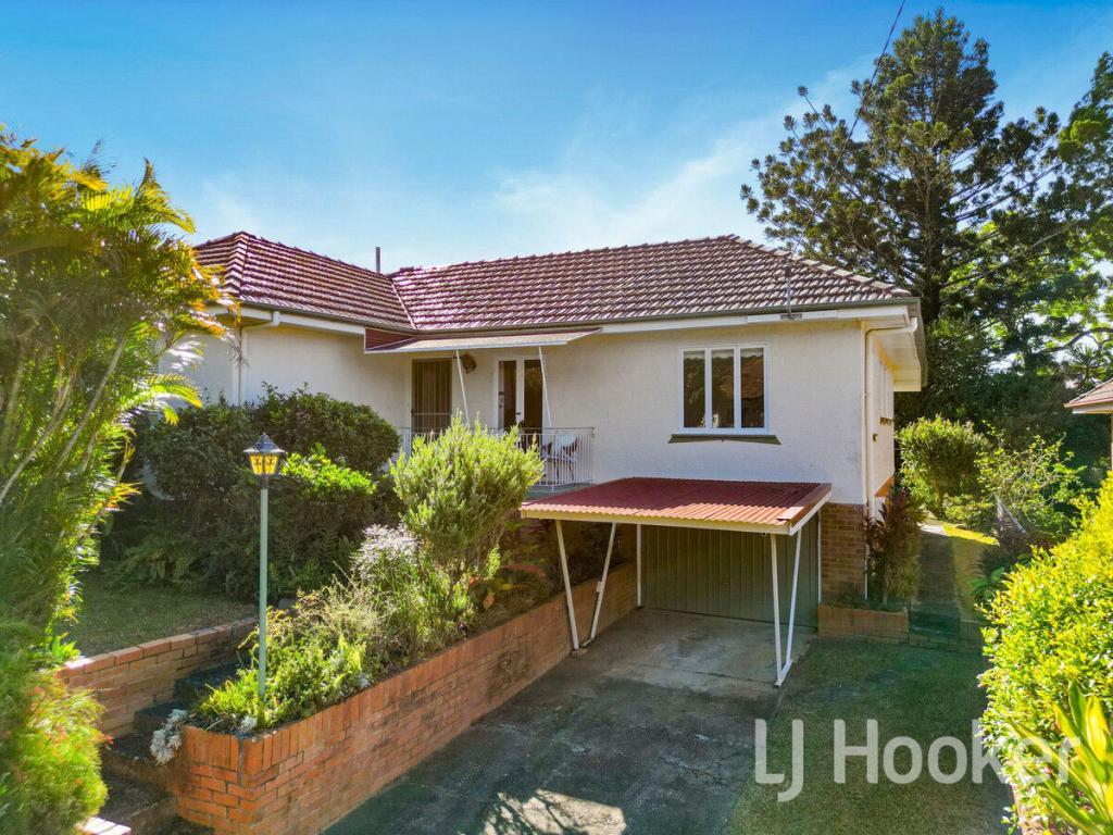 75 Galsworthy St, Holland Park West, QLD 4121