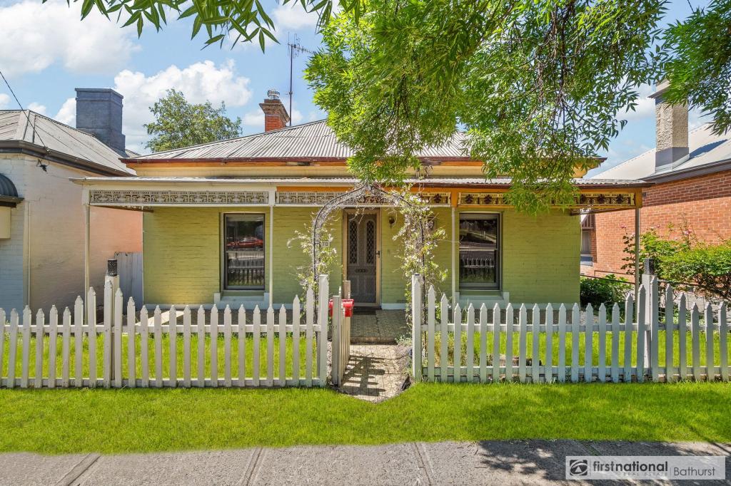 170 Stewart St, Bathurst, NSW 2795