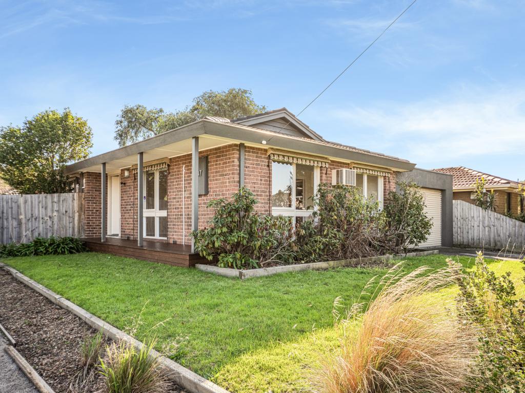 37 Hadley St, Seaford, VIC 3198