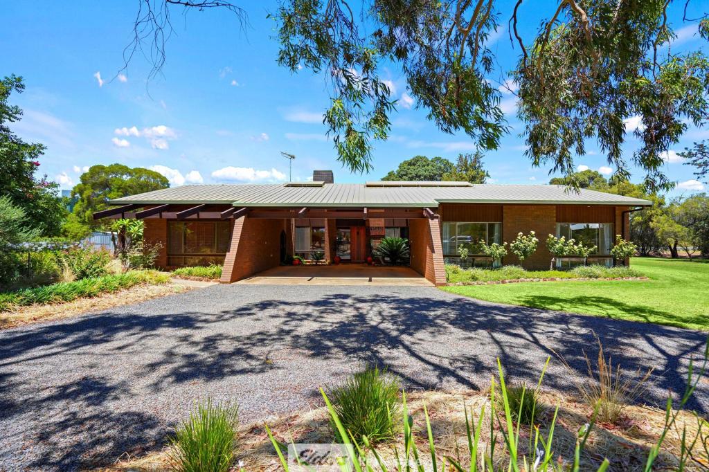 14 Kendall Lane, Hanwood, NSW 2680