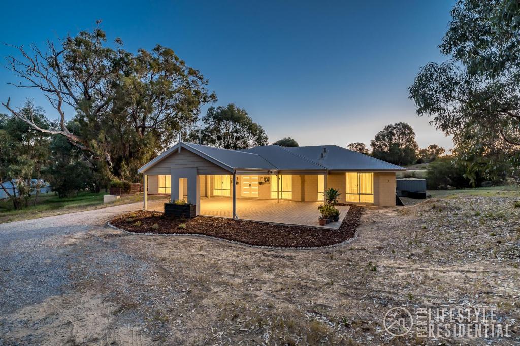 7 Nutmeg Gr, Two Rocks, WA 6037