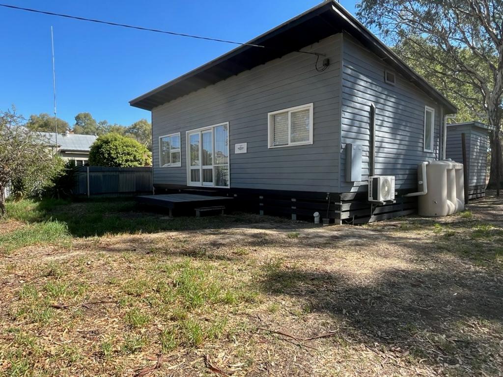 37 Templeton St, Avoca, VIC 3467