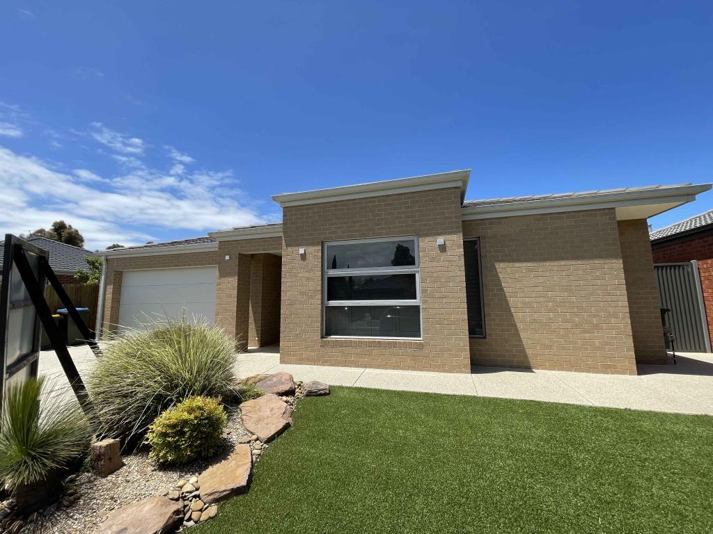 3 Boxgrass St, Point Cook, VIC 3030