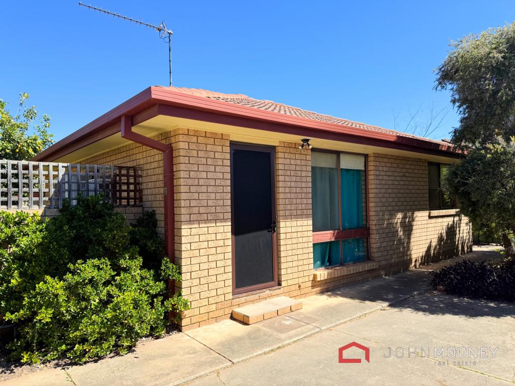 2/5 LAMPE AVE, WAGGA WAGGA, NSW 2650