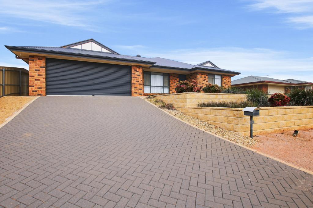 12 Edwards Cres, Waikerie, SA 5330