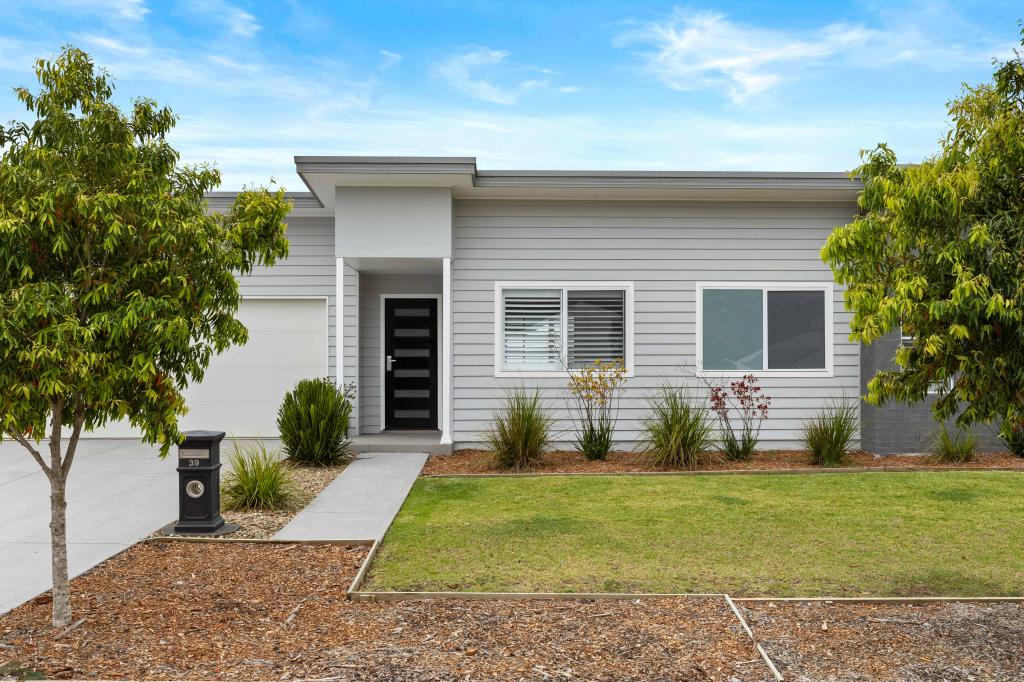 39 Birkdale Cct, Sussex Inlet, NSW 2540