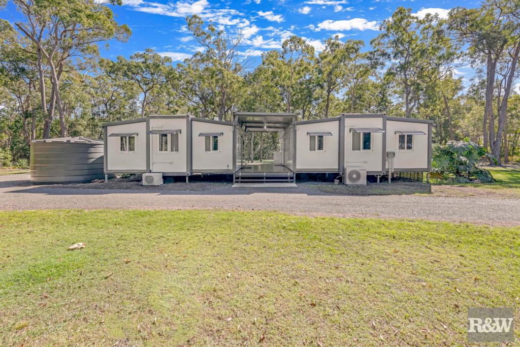 22 HANNAH CT, MOORE PARK BEACH, QLD 4670