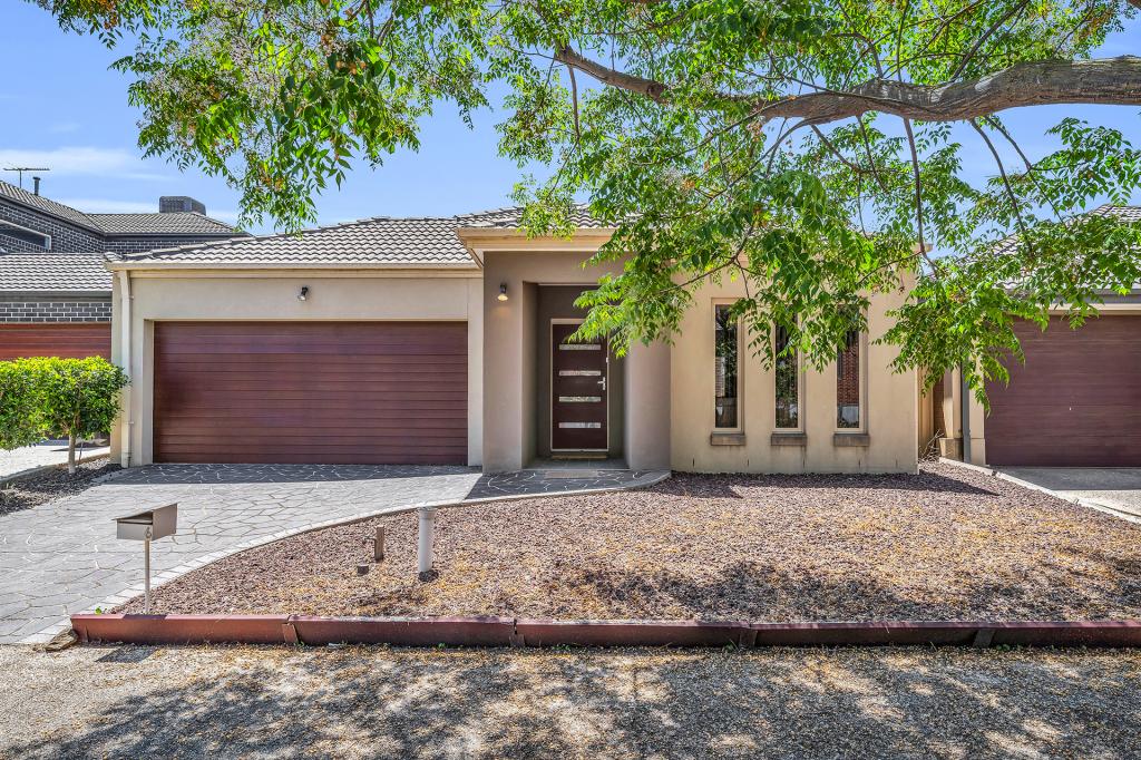 6 Warner Way, Caroline Springs, VIC 3023