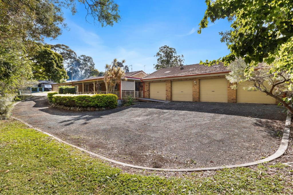 17 Jania St, Redland Bay, QLD 4165