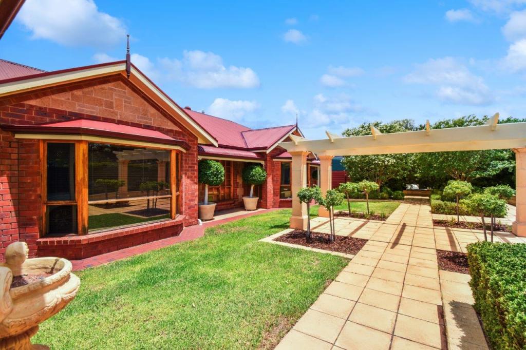 587 Williams St, Broken Hill, NSW 2880