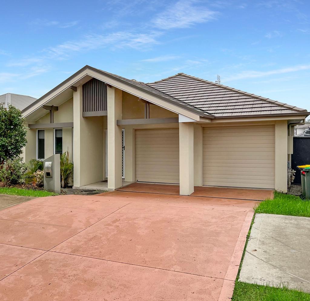 73 LOUISIANA RD, HAMLYN TERRACE, NSW 2259