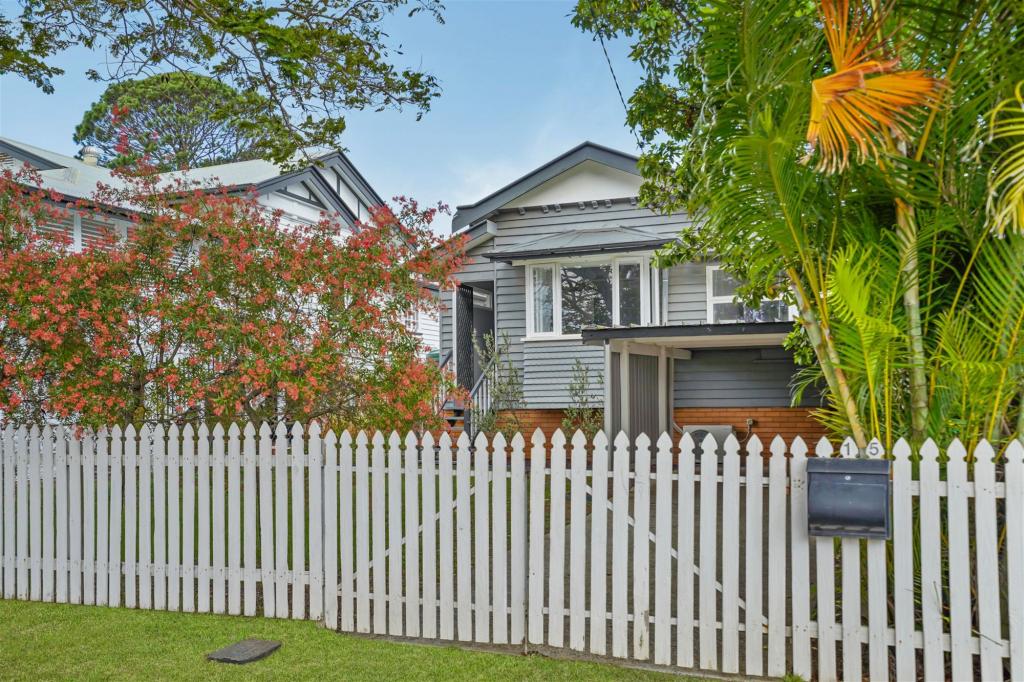 15 Forrest St, Nudgee, QLD 4014