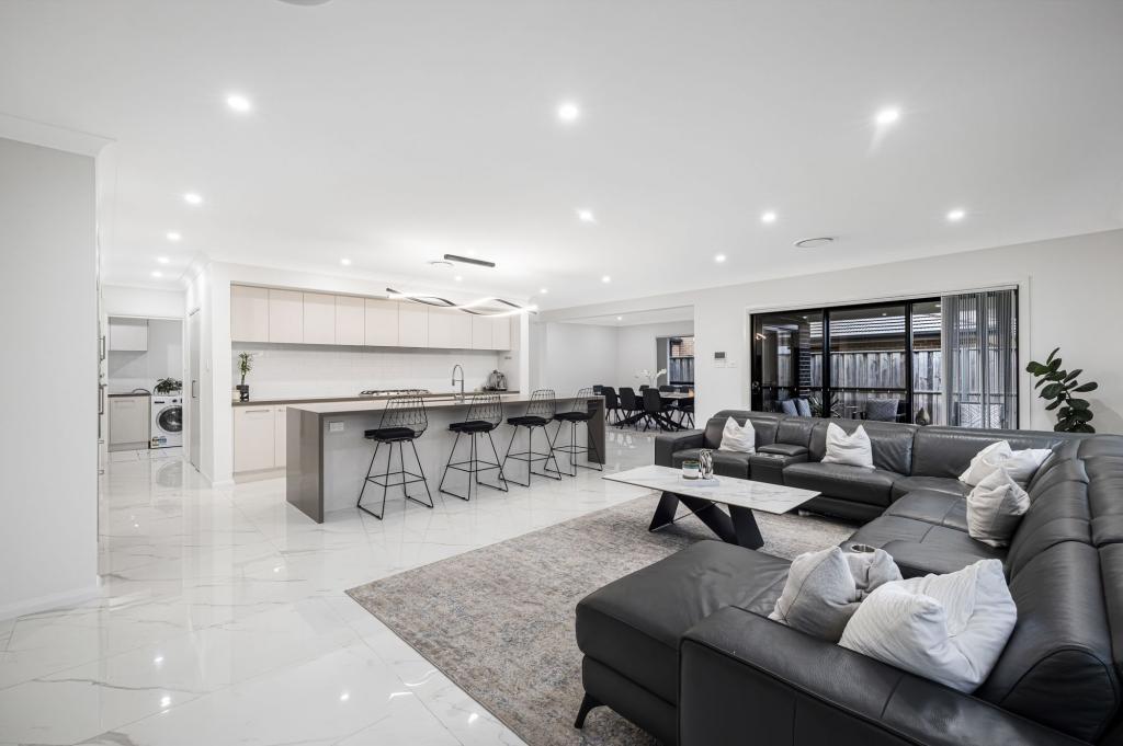 12 Slate Rd, Box Hill, NSW 2765