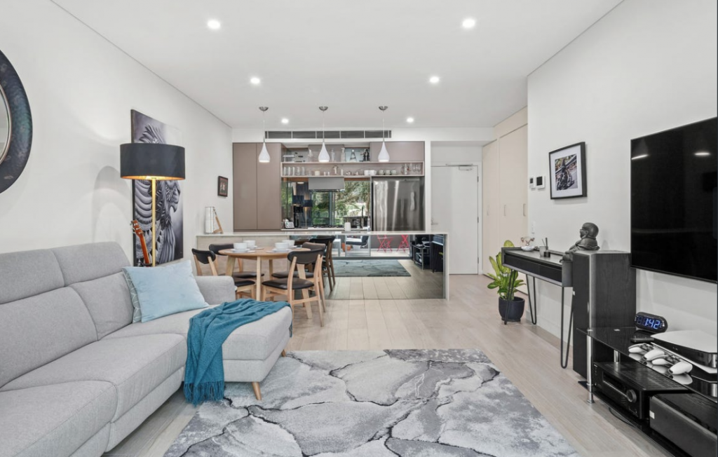 103/8 Kendall St, Gosford, NSW 2250