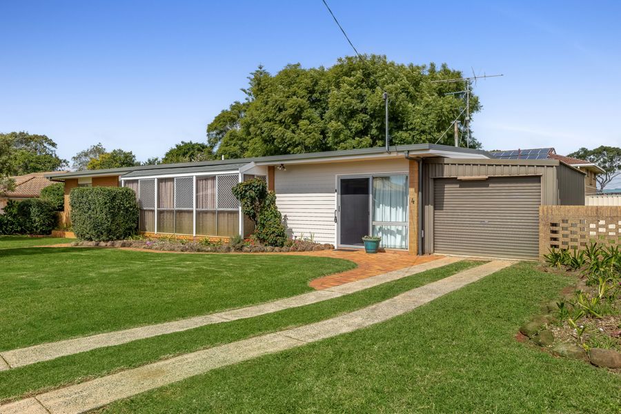 4 Cathro St, Rockville, QLD 4350