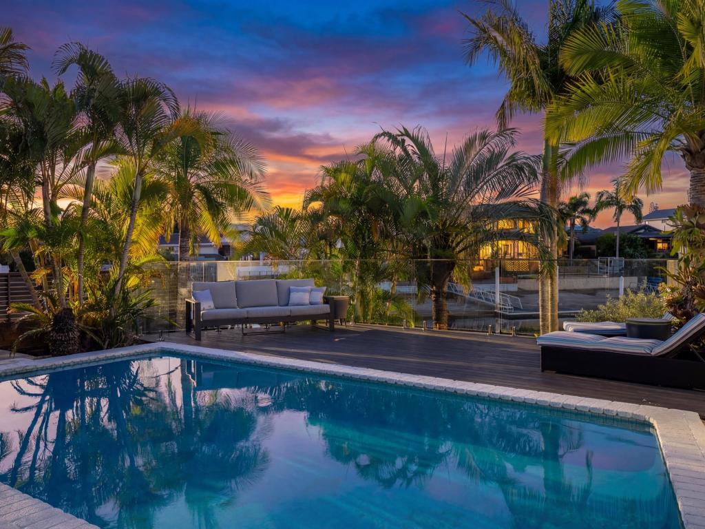 48 Cypress Dr, Broadbeach Waters, QLD 4218