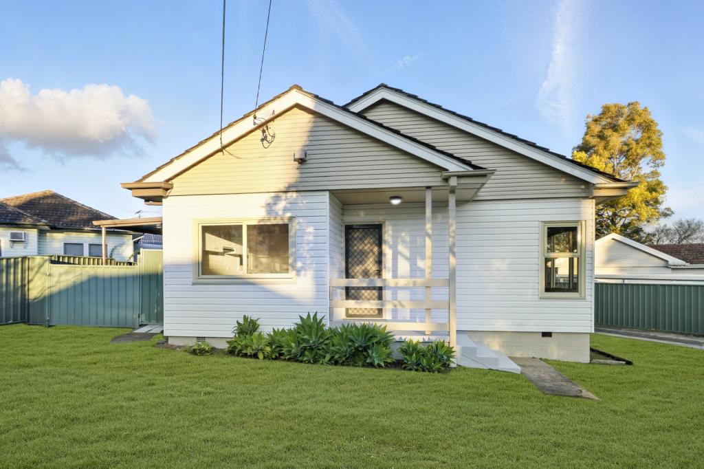 18 Gordon St, St Marys, NSW 2760
