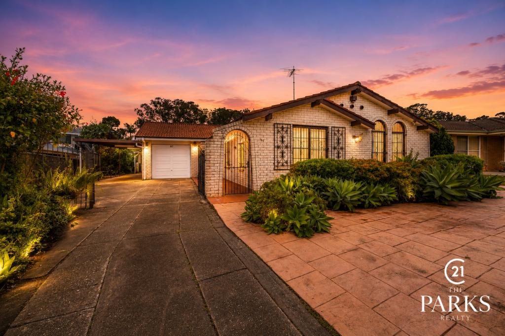 67 Nineveh Cres, Greenfield Park, NSW 2176