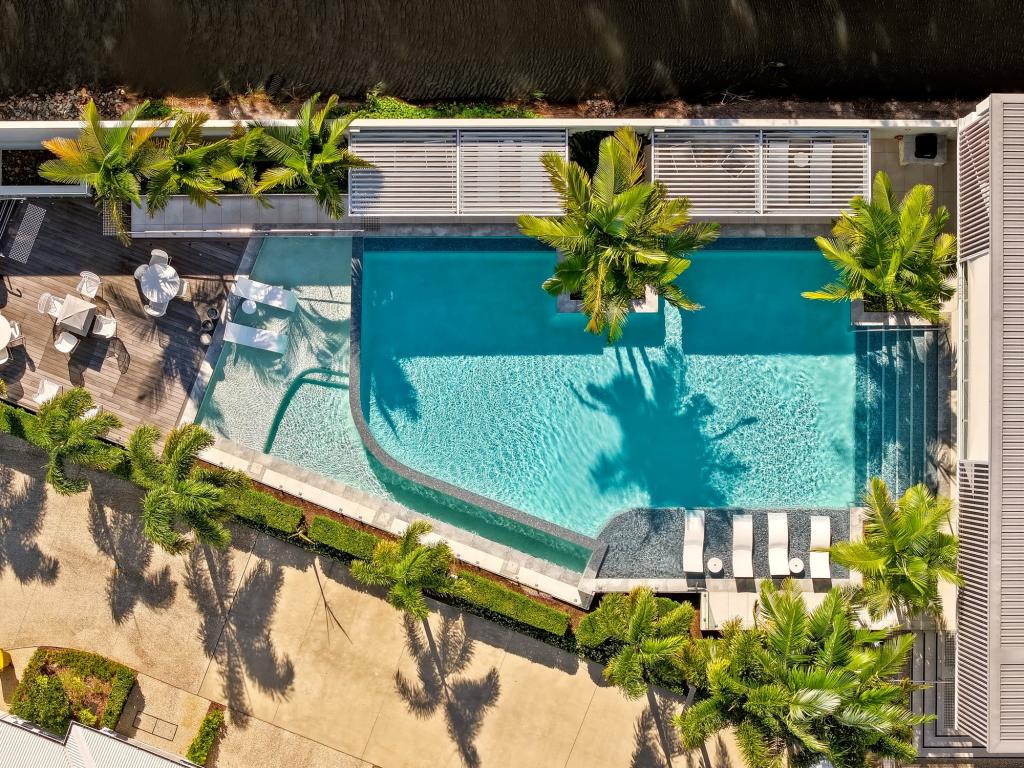 2/40 Menzies Dr, Pacific Paradise, QLD 4564