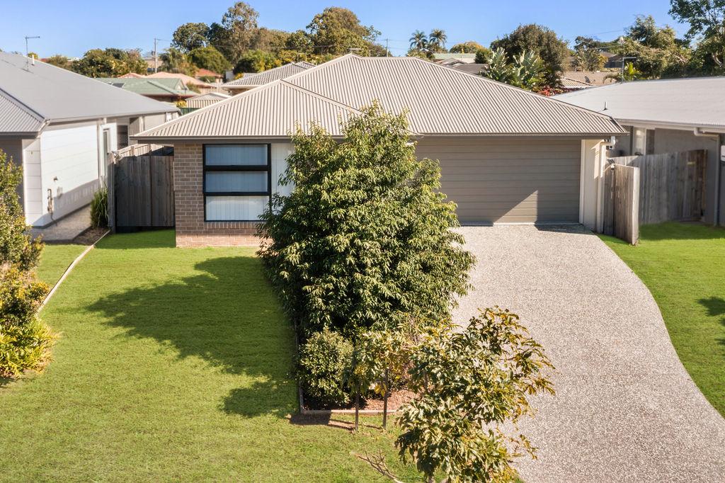53 Wright Cres, Flinders View, QLD 4305