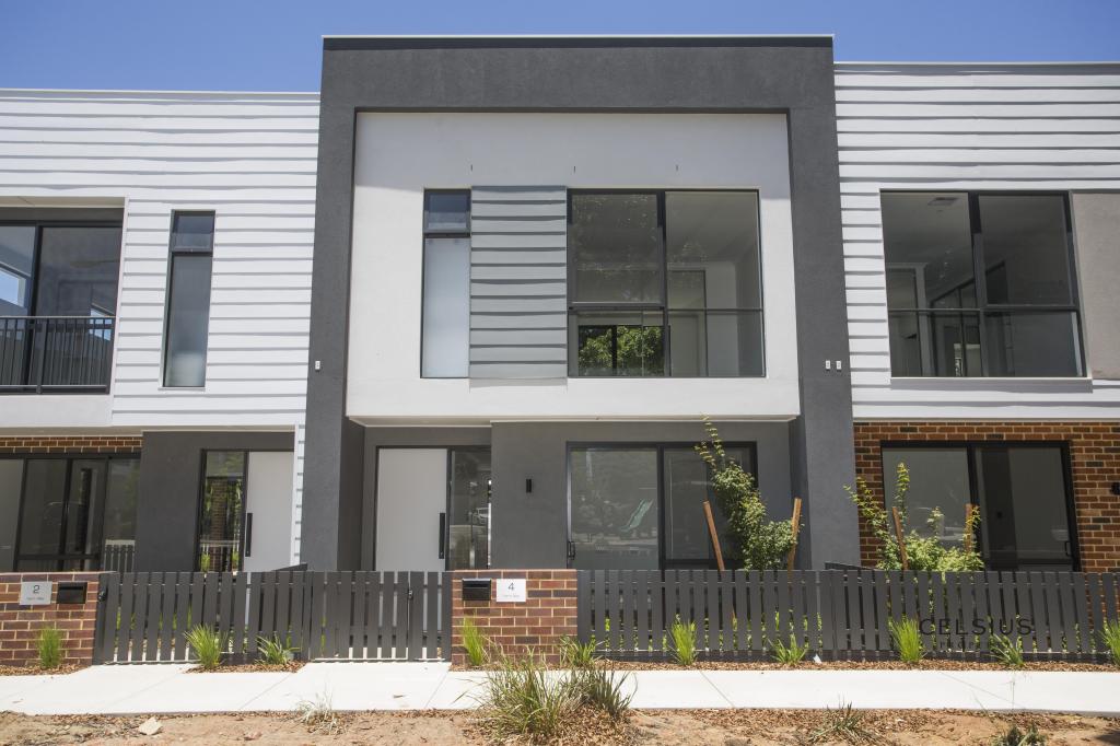 4 Yarm Ally, Glendalough, WA 6016