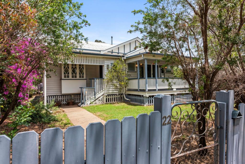 22 Patrick St, Dalby, QLD 4405
