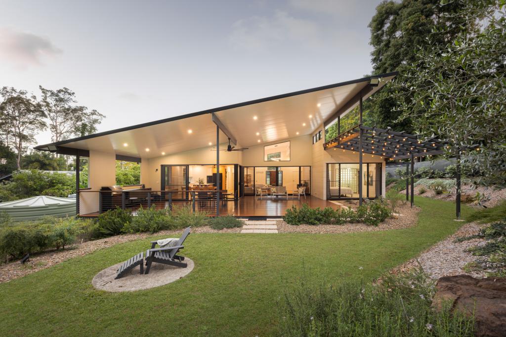 155 Winston Rd, Palmwoods, QLD 4555