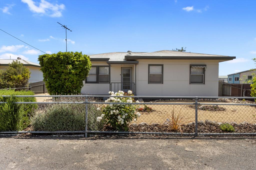 21 Eighth St, Minlaton, SA 5575