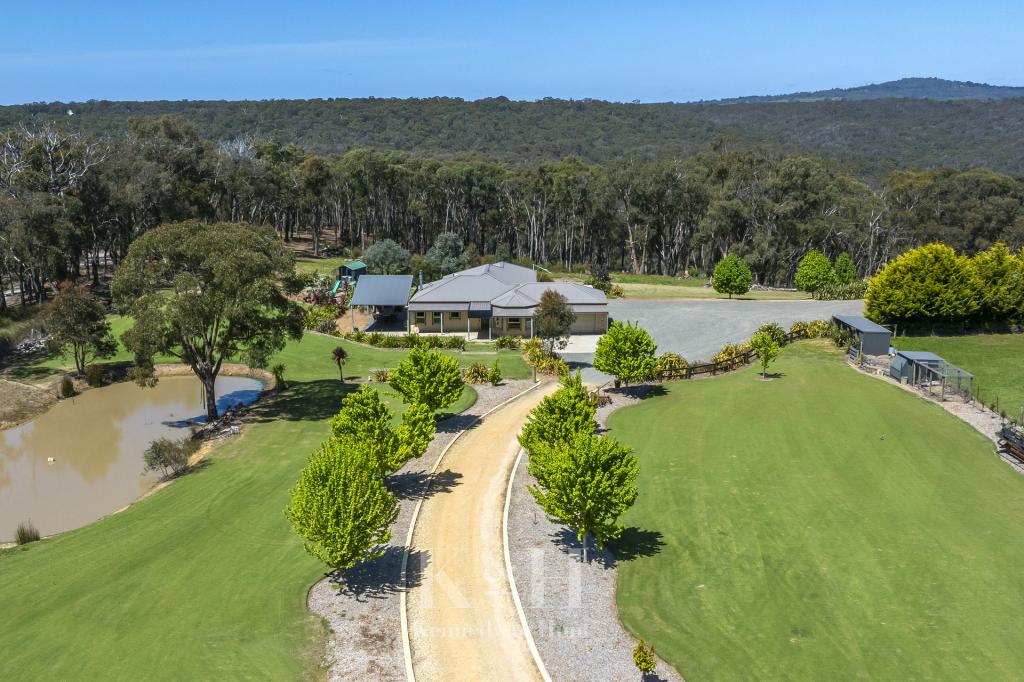 300 Walsh Rd, Bullengarook, VIC 3437