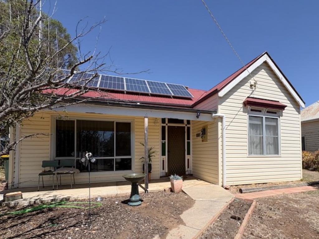 8 Durham Ox Rd, Pyramid Hill, VIC 3575