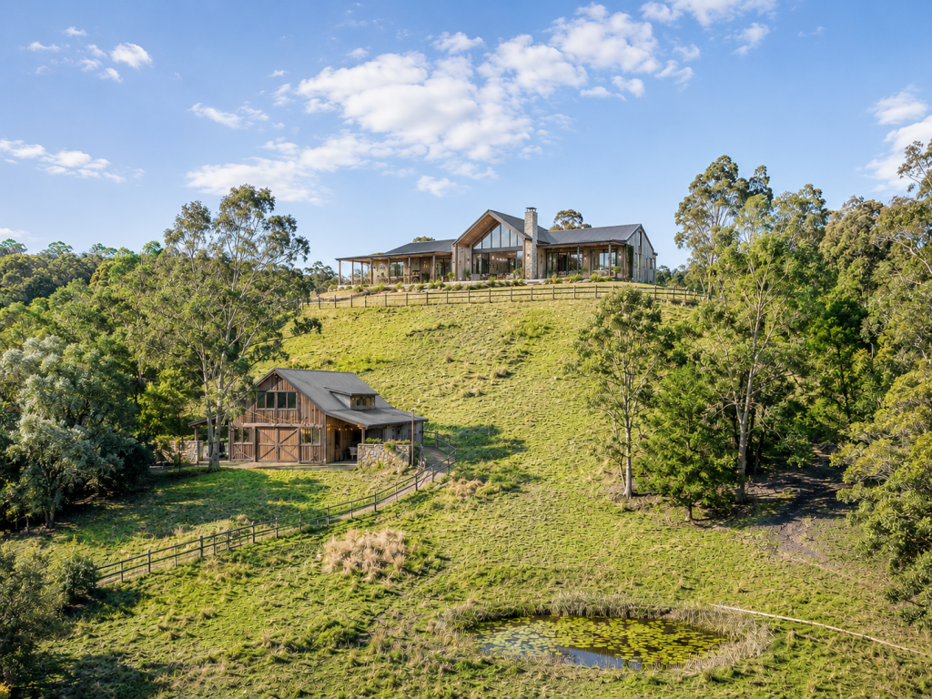 281 Mount Samson Rd, Armstrong Creek, QLD 4520
