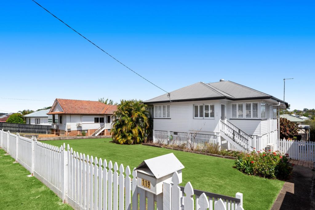 119 Broadwater Rd, Mount Gravatt East, QLD 4122