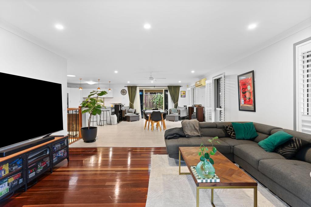 47 Sheffield Cct, Pacific Pines, QLD 4211